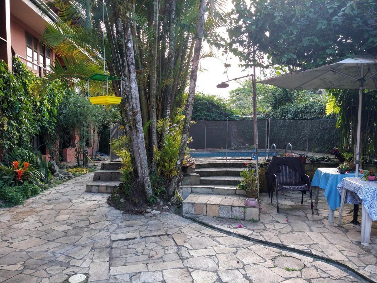 Lindas Suites A Uma Quadra Da Praia E Centro Ubatuba Dış mekan fotoğraf