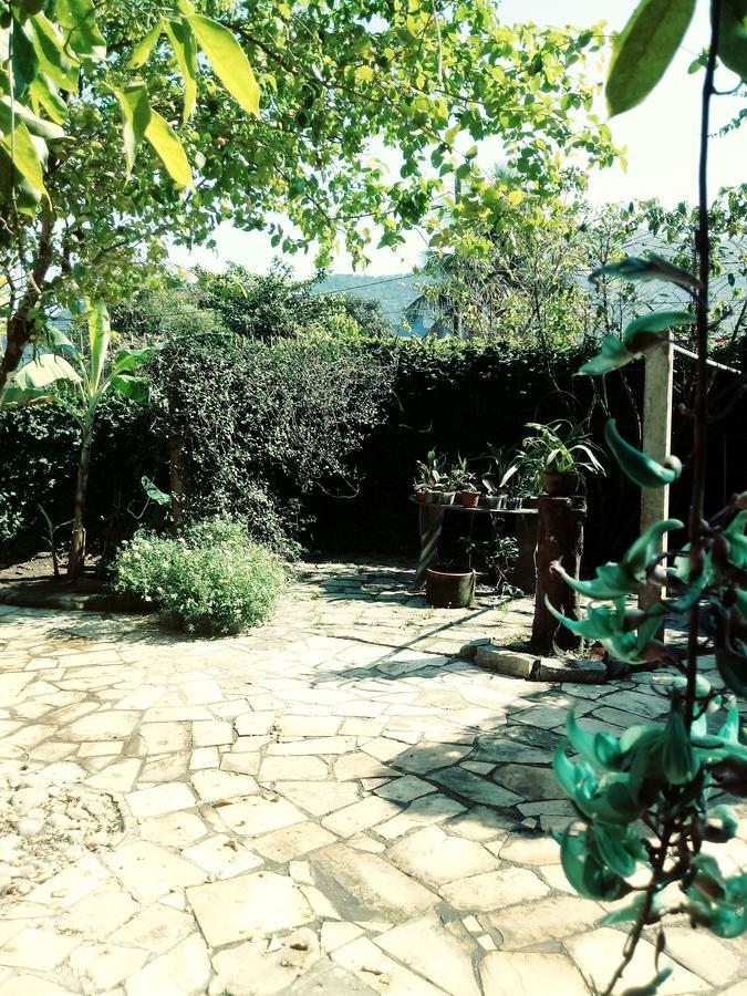 Lindas Suites A Uma Quadra Da Praia E Centro Ubatuba Dış mekan fotoğraf